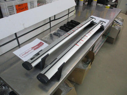 Nissan X-Trail T32 Genuine Roof Bars Through Style Kit New