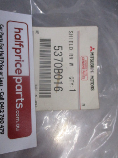 Mitsubishi Outlander Genuine Right Hand Rear Splash Guard New Part