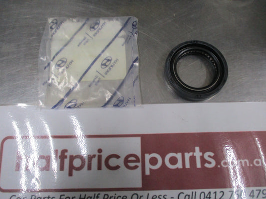 Hyundai Terracan/Kia Sorento Genuine Transfer Case Oil Seal New Part