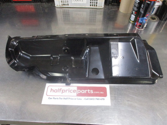 Mitsubishi Pajero Genuine Left Hand Rear Combination Lamp Panel New Part