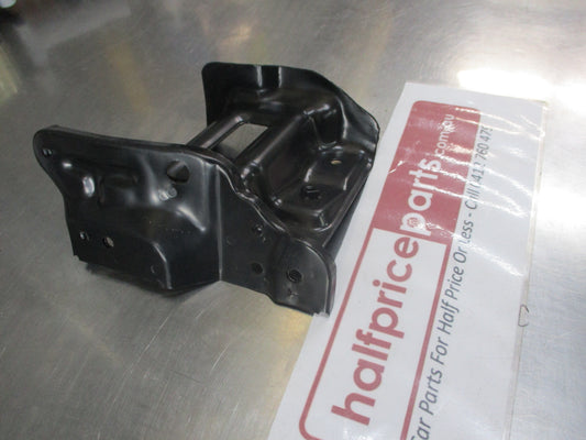 Hyundai Accent Genuine Right Hand Front Bumper To Guard New Part