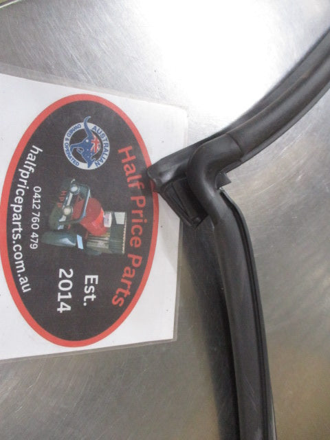 Ford Festiva WS/WZ Genuine Right Hand Front Door Weather Strip Body Rubber New Part