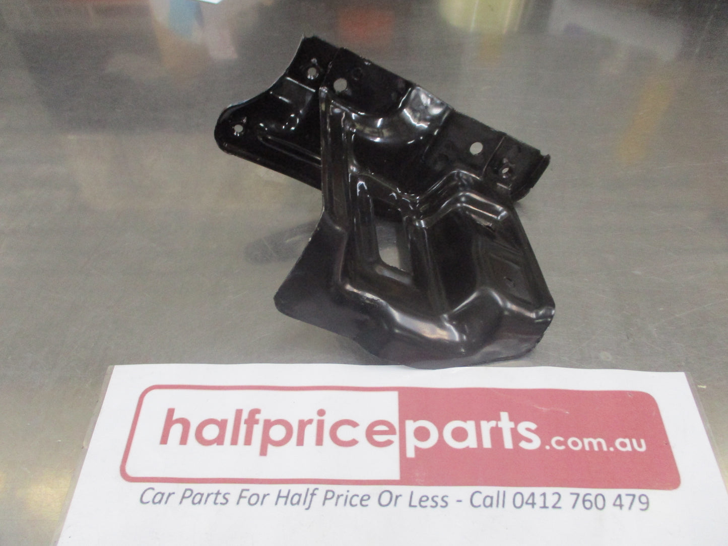 Hyundai Accent Genuine Right Hand Front Bumper To Guard New Part