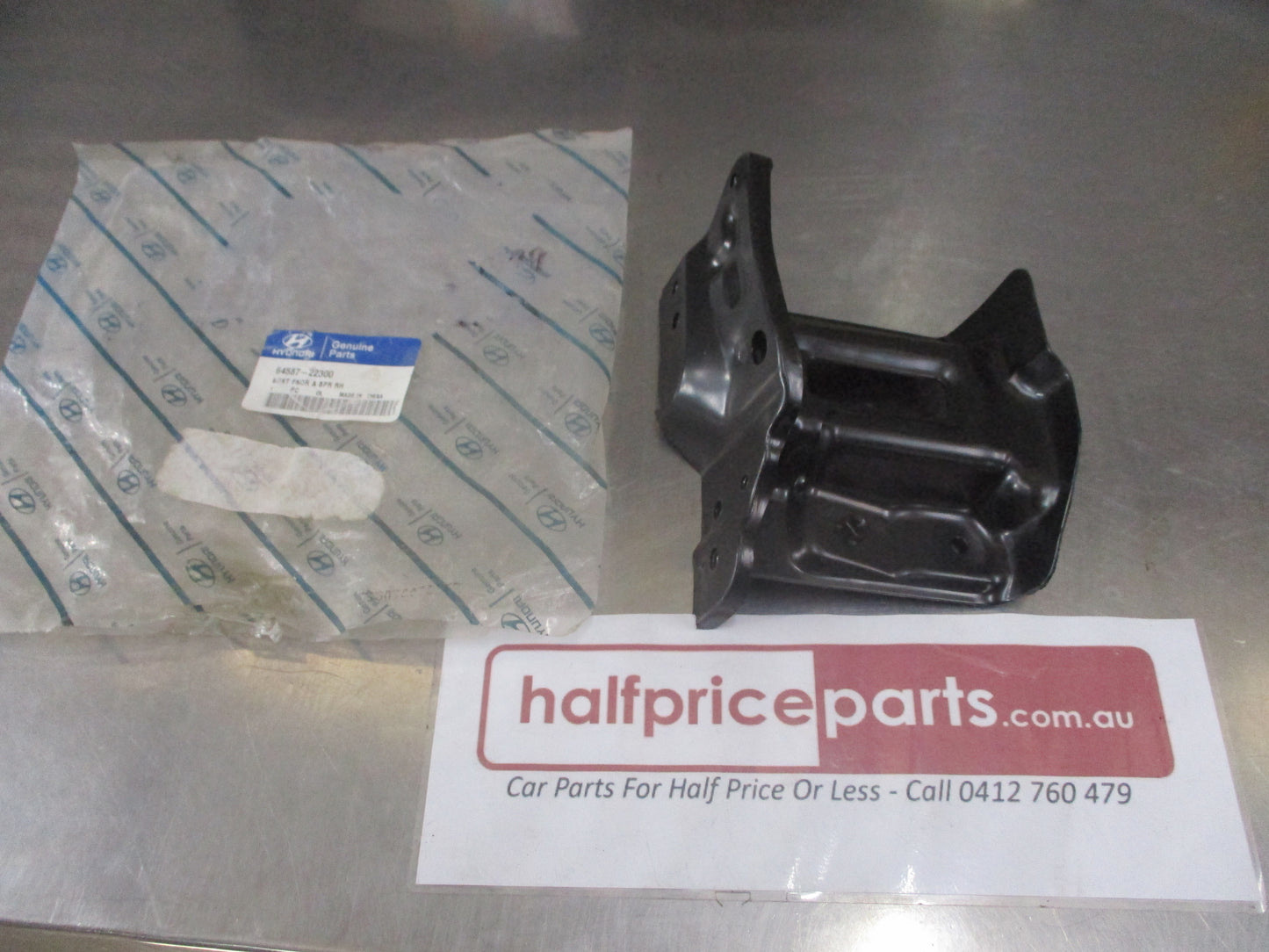 Hyundai Accent Genuine Right Hand Front Bumper To Guard New Part