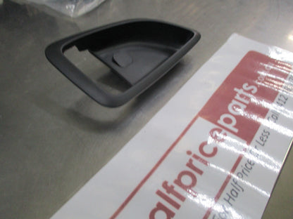 Hyundai Tucson Genuine Passenger Front/Rear Inner Door Handle Housing New Part