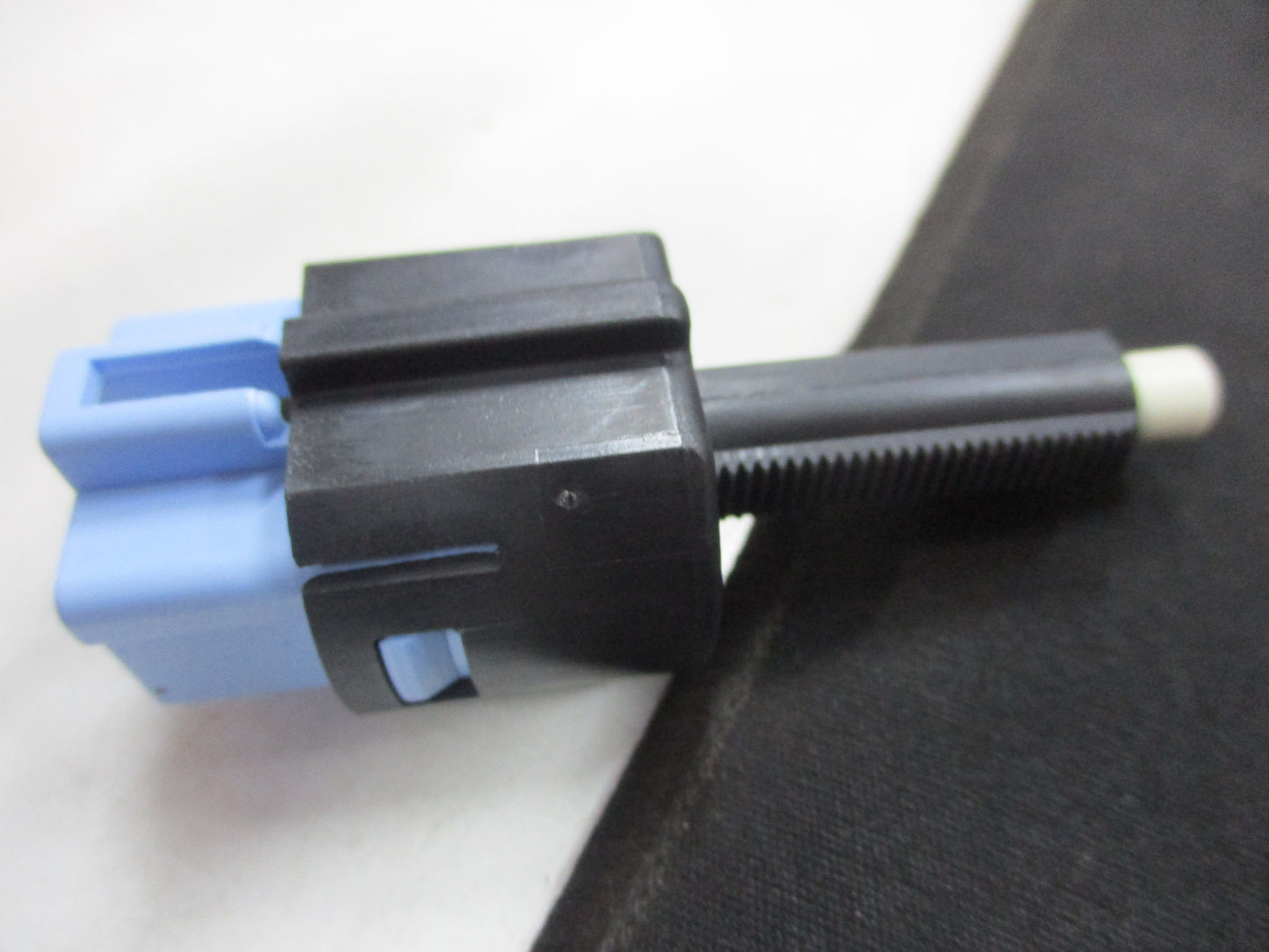 Peugeot 4007 Genuine Brake Light Switch New Part