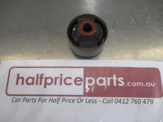 Hyundai Elantra/Tiburon Genuine Front Suspension Control Arm Bush New Part