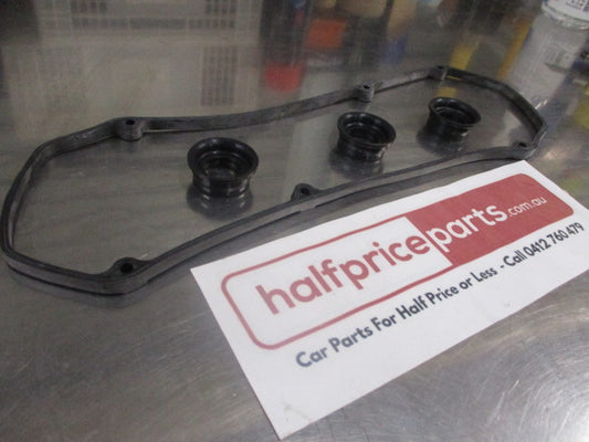 Mitsubishi Pajero Genuine Valve Cover Gasket New Part