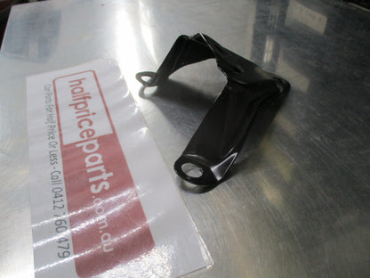 Hyundai Santa Fe Genuine Right Hand Upper Shock Absorber Bracket New Part