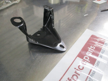 Hyundai Santa Fe Genuine Right Hand Upper Shock Absorber Bracket New Part