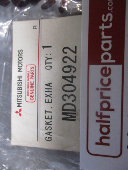 Mitsubishi Pajero/Triton Genuine Exhaust Manifold Gasket New Part