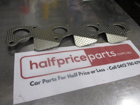 Mitsubishi Lancer/Colt/Galant Genuine Exhaust Manifold Gasket New Part