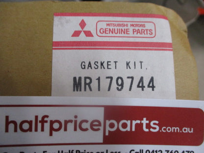 Mitsubishi Triton/Pajero Gear Lever And Transfer Lever Gasket Kit New Part