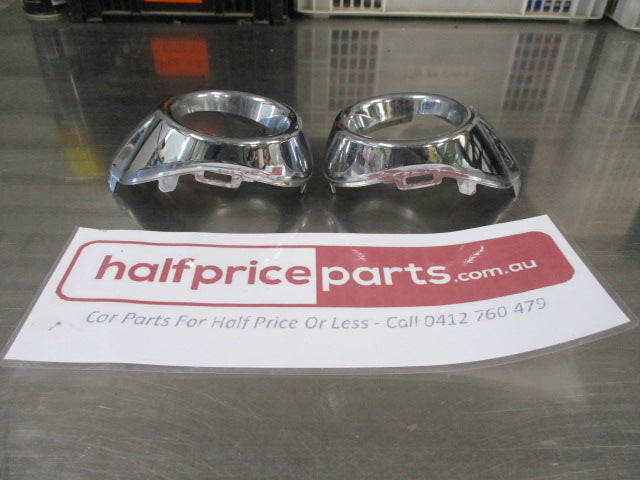 Ford Focus Mk3 Genuine Front Chrome Fog Light Bezel Pair - Used Part