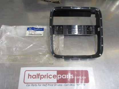 Hyundai ix35 Genuine Map Light Plate Frame New Part