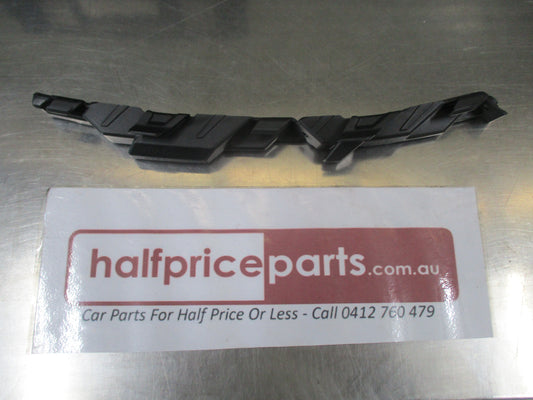 Kia Carnival Genuine Left Hand Headlight Inside Bracket New Part