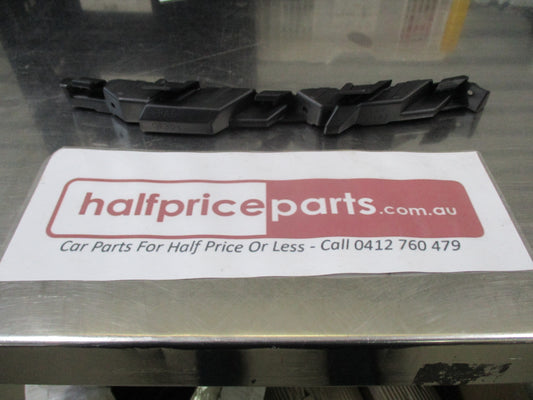 Kia Carnival Genuine Left Hand Headlight Inside Bracket New Part