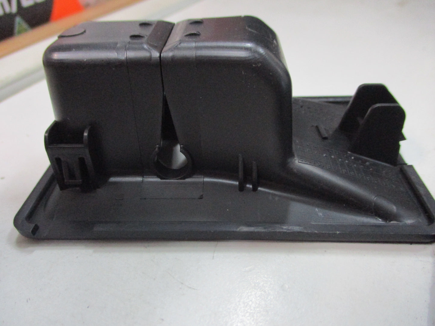 Holden Trax Genuine 2nd Row Jet Black Child Seat Cushion Cover New Part