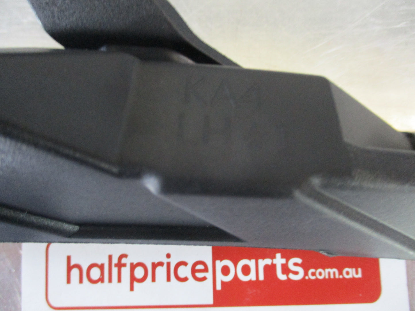 Kia Carnival Genuine Left Hand Headlight Inside Bracket New Part