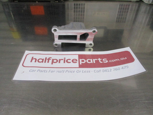 Ford Focus II Genuine Oil Filter Bracket - New Part