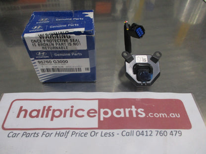 Hyundai Elantra Genuine Reverse Camera Assembly New Part