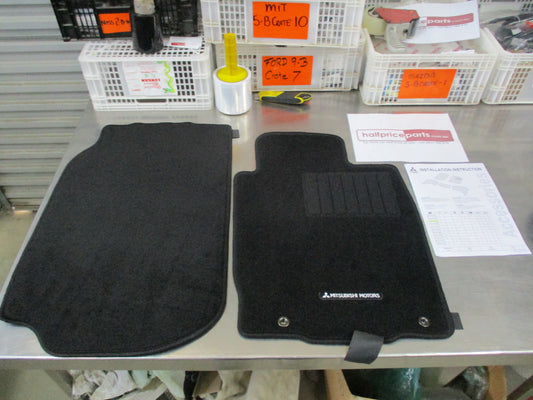 Mitsubishi Triton Genuine 2Pce Carpet Front Floor Mat Set New