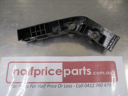 Hyundai Elantra Wagon Genuine Front Passenger Bumper Bracket New Part