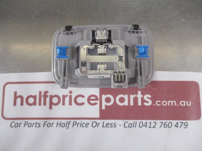 Hyundai Elantra Genuine Center Roof Dome Light New Part