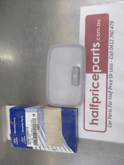 Hyundai Elantra Genuine Center Roof Dome Light New Part