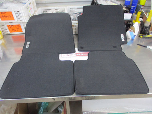 Hyundai I30 Sedan Genuine Set Of 4 Carpet Floor Mat Set New Part
