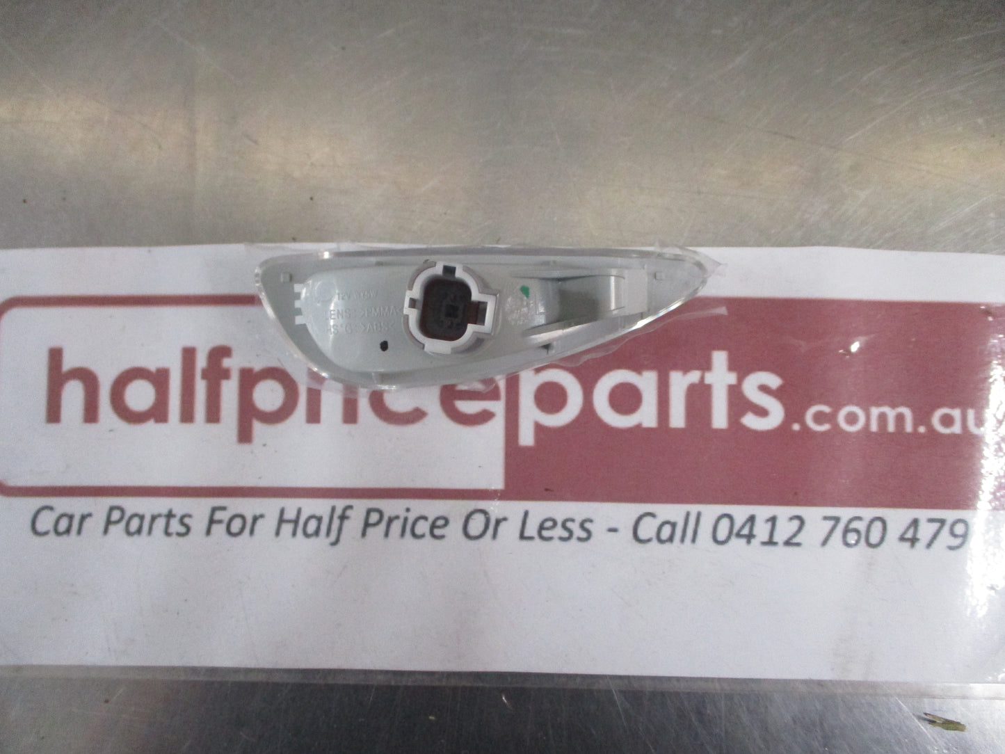 Hyundai Accent Genuine Left Hand Guard Indicator New Part