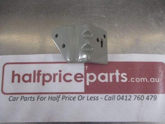 Kia Sportage Genuine Left Hand Front Bumper Bracket New Part