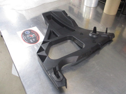 Ford Focus Sedan Genuine Right Hand Rear Bumper Mounting Bracket New Part