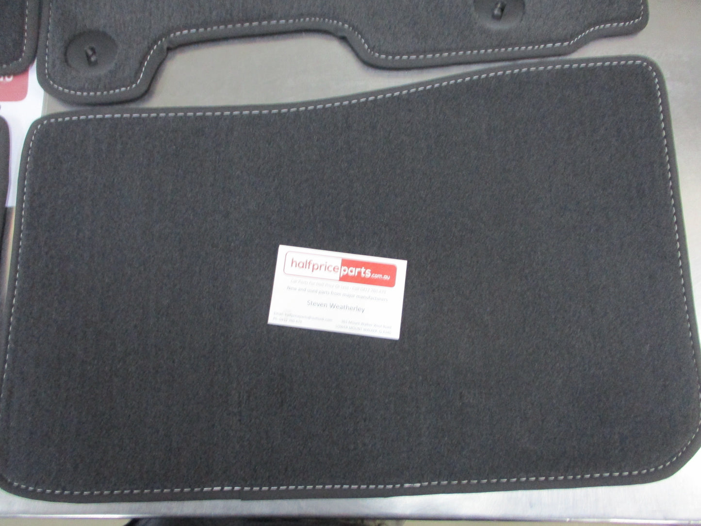 Hyundai Venue Genuine Carpet Floor Mat Set With White Stitching New Part