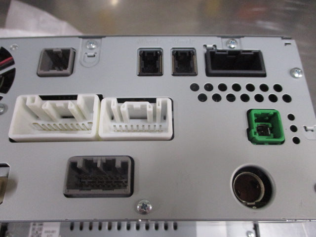 Mitsubishi Pajero Sport QE Genuine Sat Nav Display Multivision Radio/CD/DVD/Sat/TvV New Part