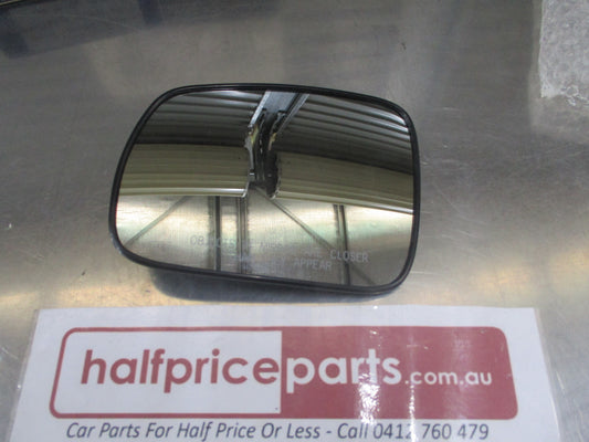 Hyundai Terracan Genuine Left Hand Outer Replacement Exterior Mirror Glass New Part