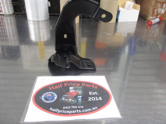 Ford Everest Genuine Left Hand Rear Bumper Mounting Bracket New Part