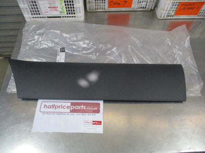 Mercedes-Benz Sprinter Van Genuine Front Left Lower Door Moulding New