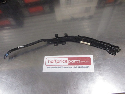 Mitsubishi Outlander Genuine Front Left Hand Upper Bumper Bracket New Part