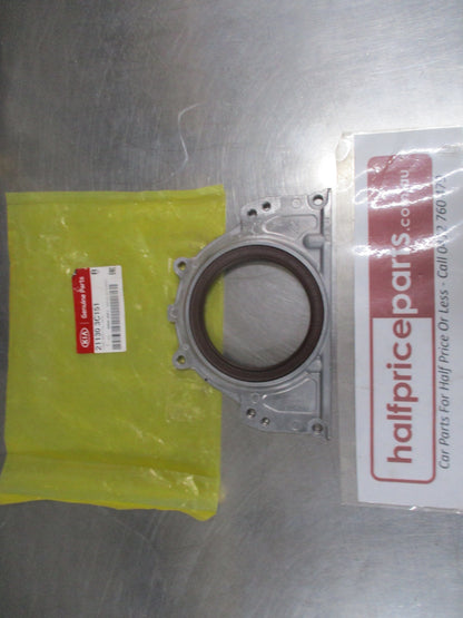 Kia Sedona/Sorento/Hyundai Grandeur/Genesis/Palisade/Santa Fe Genuine Oil Seal Case Assembly New Part