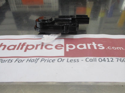 Kia Carnival Genuine Right Hand Lock And Unlock Actuator New Part