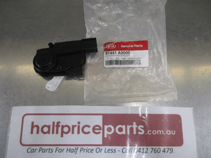 Kia Carnival Genuine Right Hand Lock And Unlock Actuator New Part