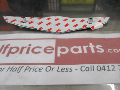 Hyundai Genesis Genuine Rear Boot Wing Emblem Assembly New Part