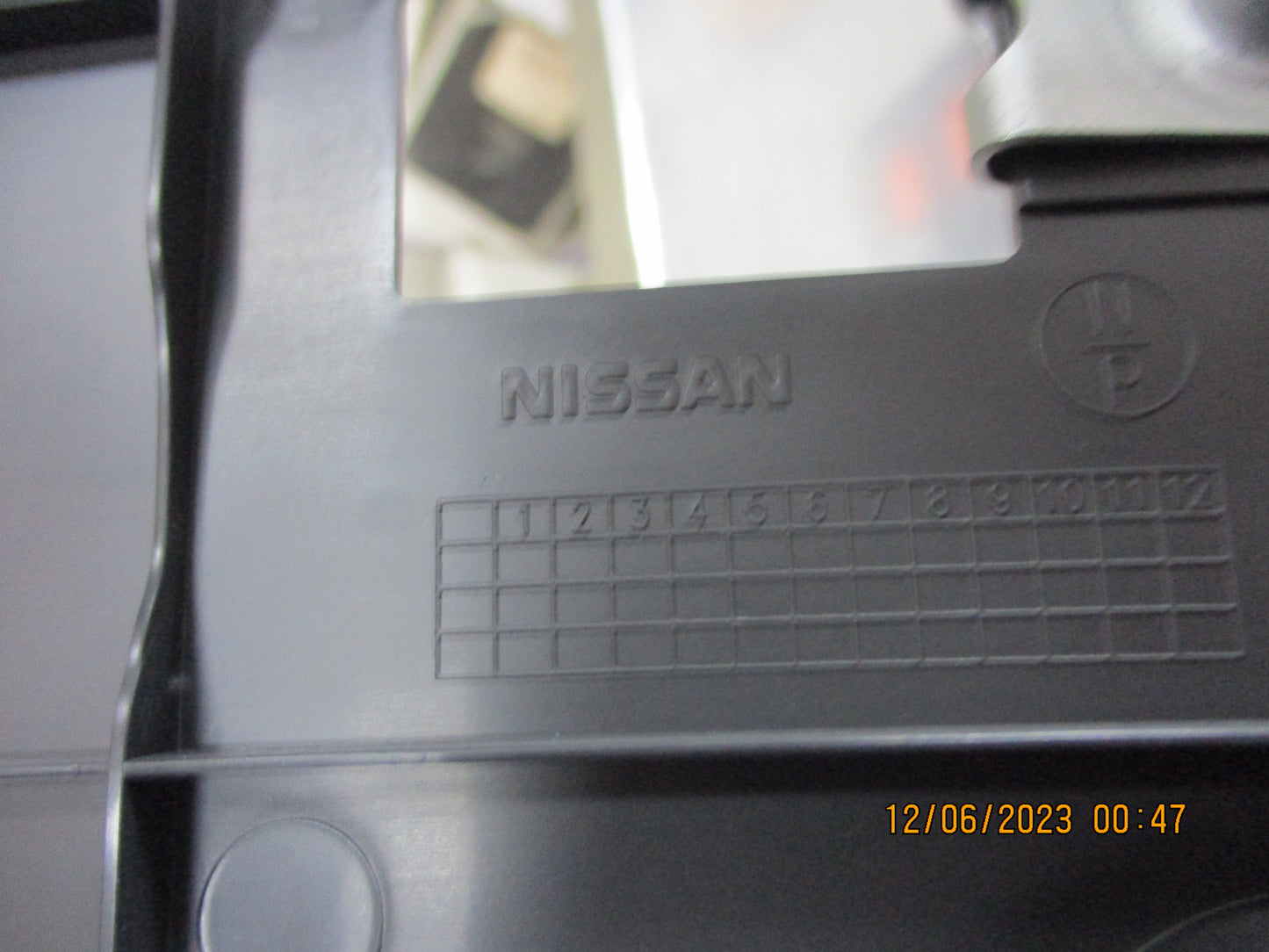 Nissan Murano Z51 Genuine Front Bumper Licence Plate New Part