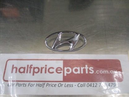 Hyundai Genesis/Elantra/Sonata/Grandeur Genuine Front Grille Emblem New Part