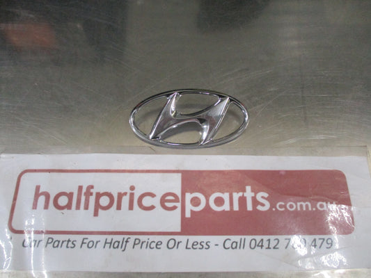 Hyundai Genesis/Elantra/Sonata/Grandeur Genuine Front Grille Emblem New Part
