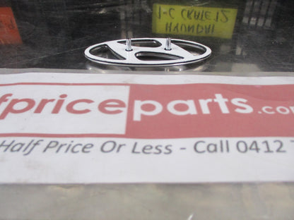 Hyundai Genesis/Elantra/Sonata/Grandeur Genuine Front Grille Emblem New Part