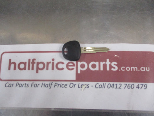 Hyundai Tiburon/Elantra/Accent Genuine Key Blank (Uncut) New Part