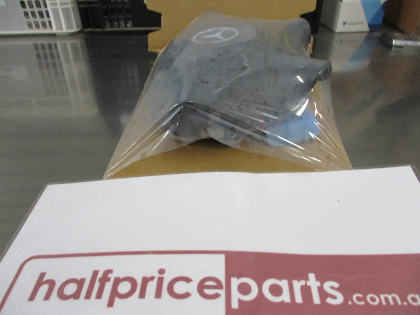 Mercedes Benz Sprinter 2500/3500 Gernuine Drivers Steering Wheel Air Bag New Part