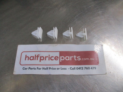 Ford Ranger/F-350/F-250/F-150/Escape Genuine Lower Rocker Molding Clip (Set 4)-  New Part